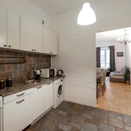 Golden - Huge Comfortable 4 Bedrooms - Old Town - Freta