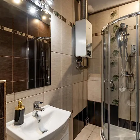 Апартаменты Golden - Huge Comfortable 4 Bedrooms - Old Town - Freta
